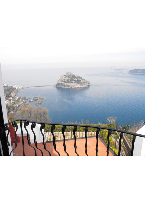 Villa con magnifica panorama di mare in Ischia Italia