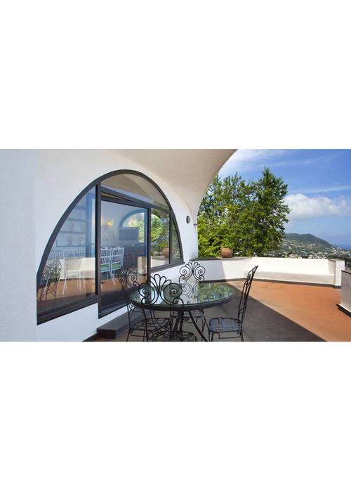 Villa con magnifica panorama di mare in Ischia Italia