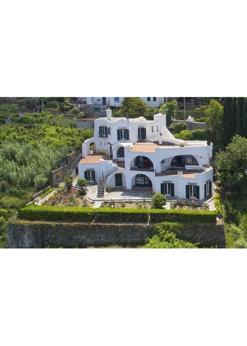 Villa con magnifica panorama di mare in Ischia Italia